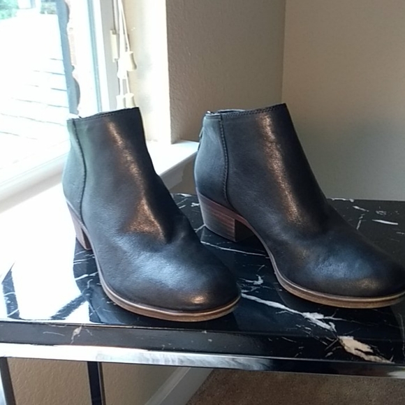 lucky brand ankle boots